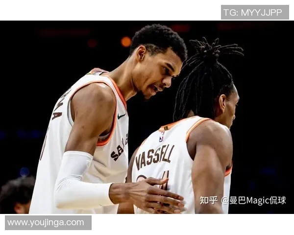 2016年NBA季后赛马刺与雷霆第四场激战回顾与精彩瞬间分析